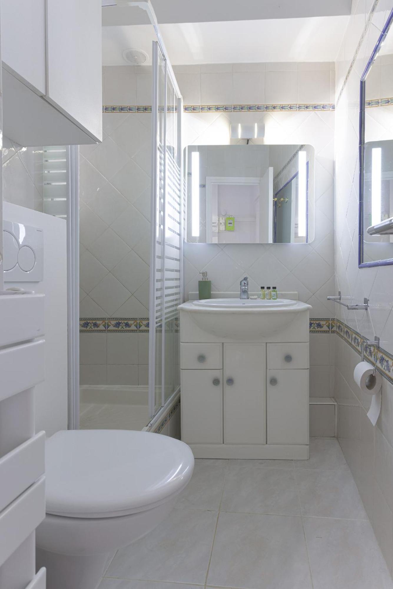 Un Ecrin Au Suquet - Studio, Clim, Balcon, Plage, Palais Des Festivals Cannes Exterior photo